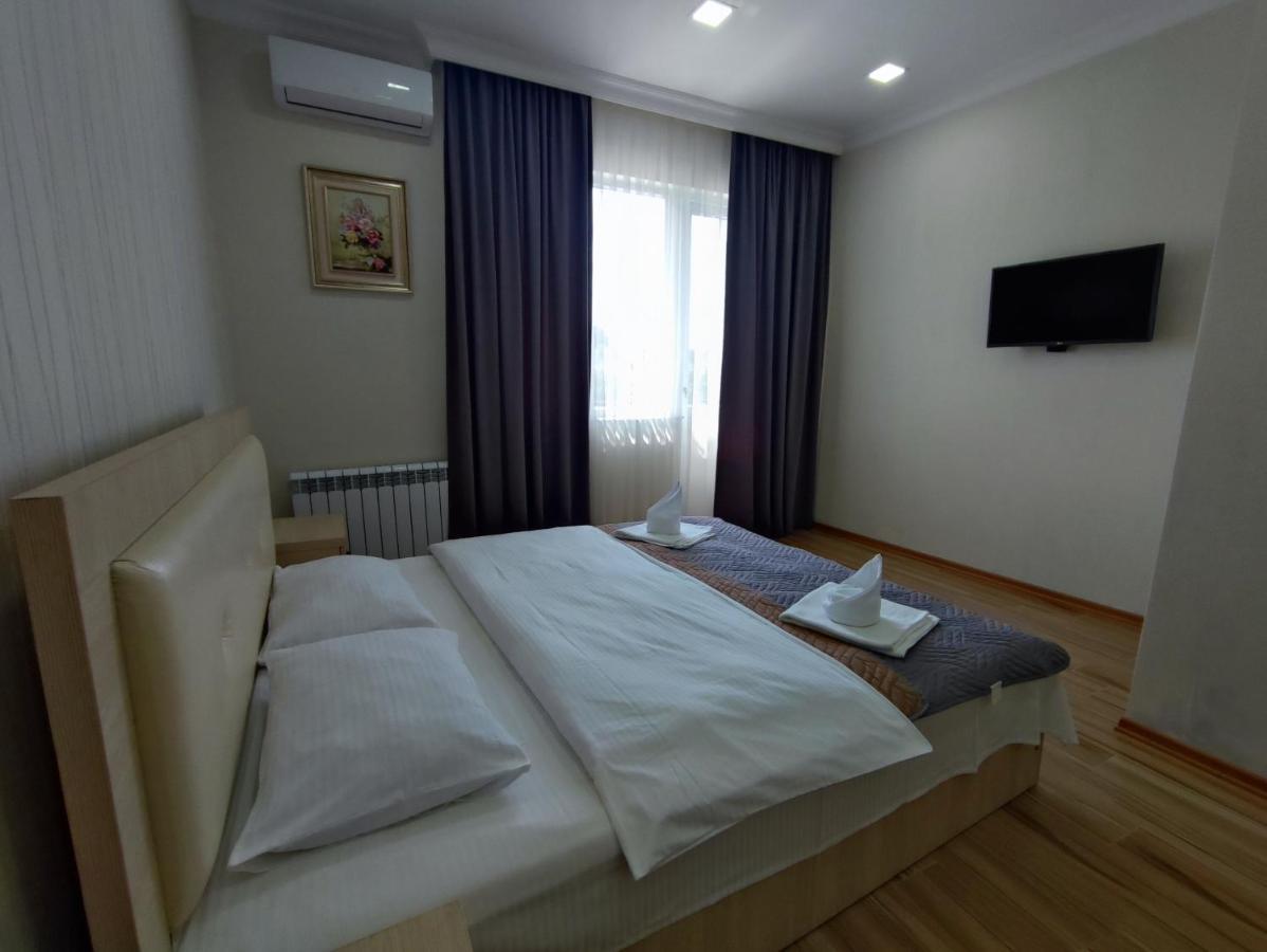 Hotel Botanica Chakvi Buitenkant foto