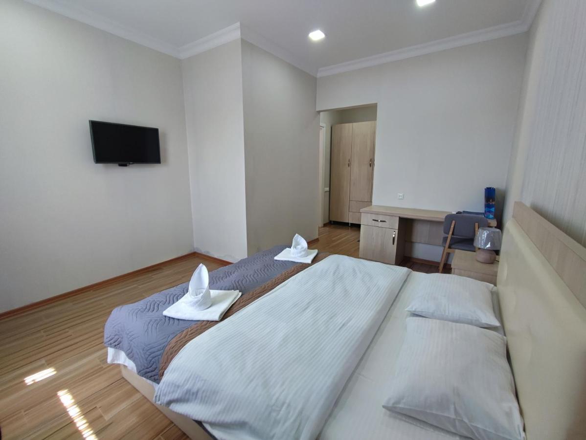 Hotel Botanica Chakvi Buitenkant foto