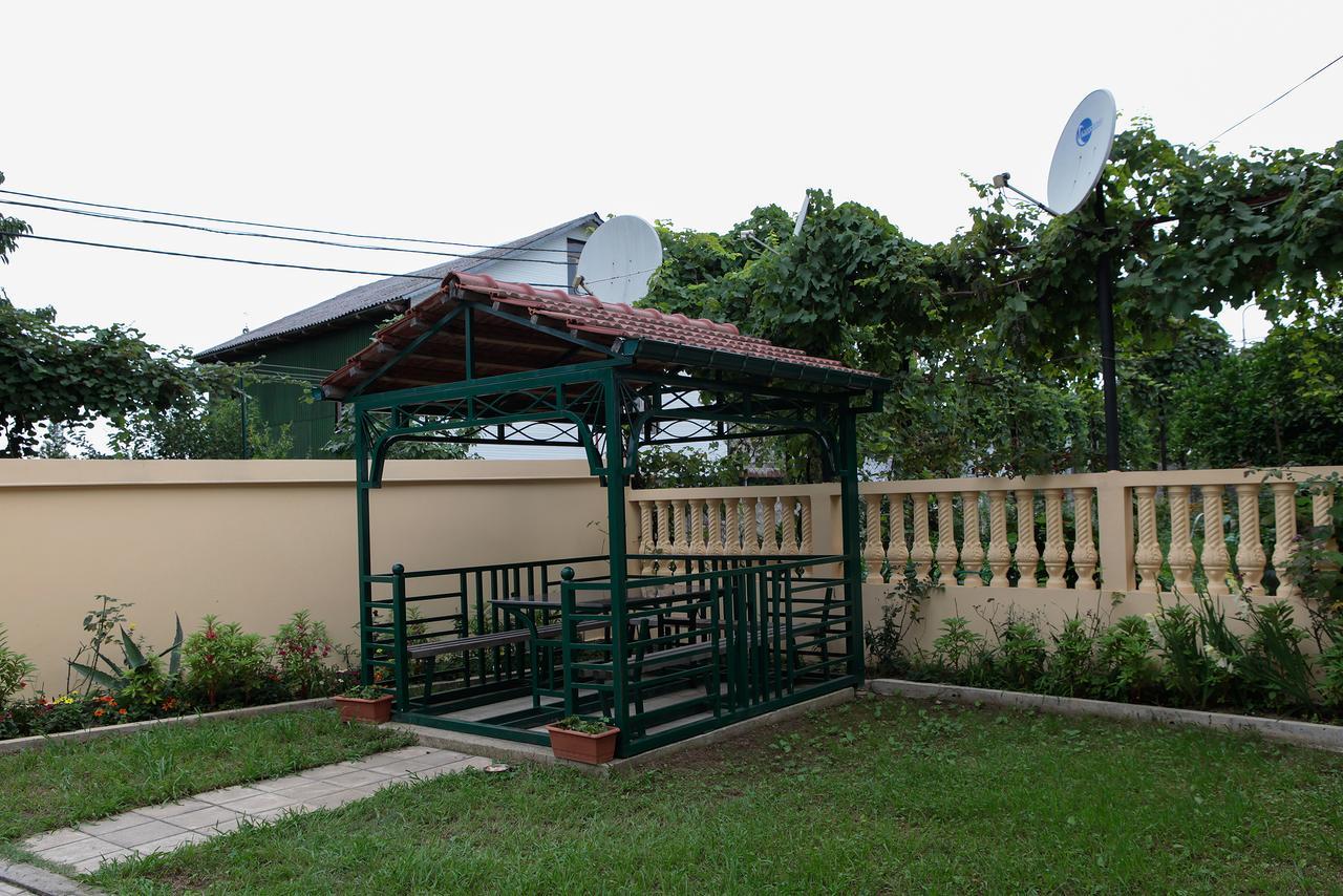 Hotel Botanica Chakvi Buitenkant foto